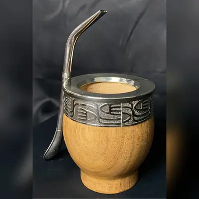 Mate Hornero Liso de Algarrobo Premium thumbnail 2