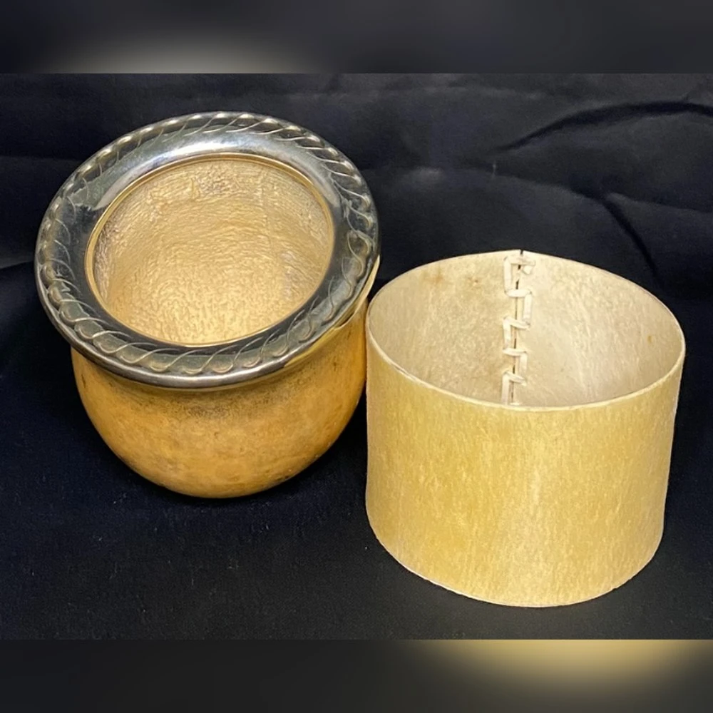 Mate Criollo con Virola de Alpaca y Base de Cuero