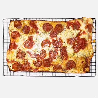 Detroit peperoni