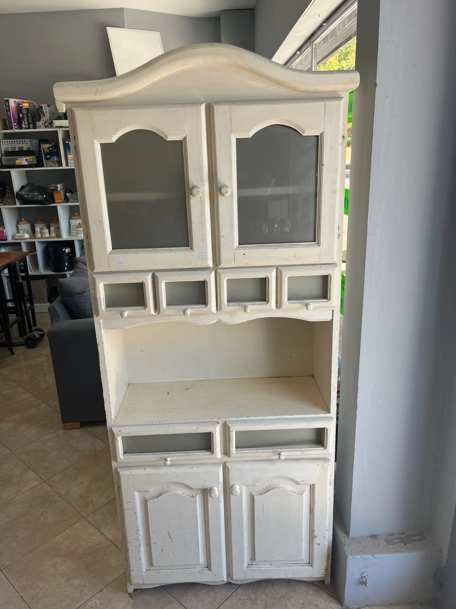 Modular de madera laqueada