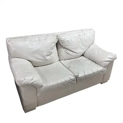 Sillón de cuerina blanco