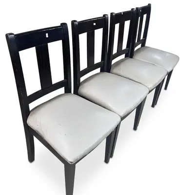 Sillas guatambú con asiento tapizado x4