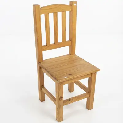 Silla de pino