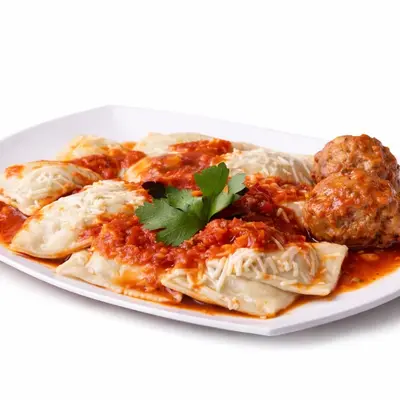 Ravioles con Tuco y Albondigas