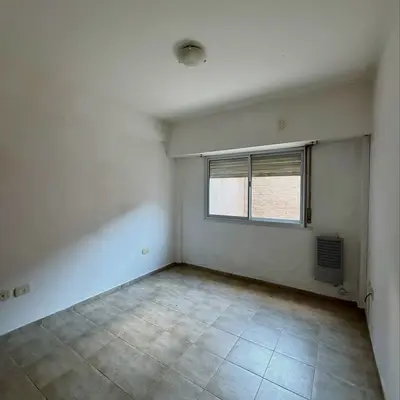 Departamento PB con patio en Suipacha 70 thumbnail 5