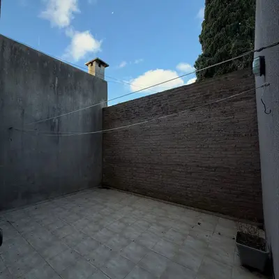Departamento PB con patio en Suipacha 70 thumbnail 10
