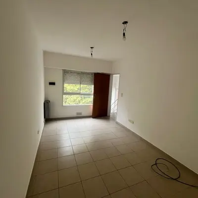 Monoambiente en Bomberos Voluntarios y Alvear