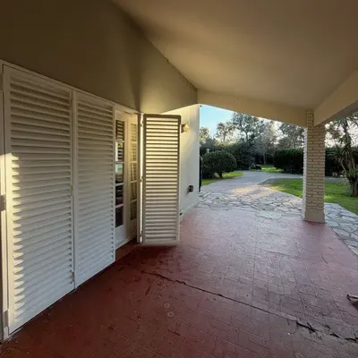 Casa quinta con pileta en Balcarce entre 538 y 540 thumbnail 5