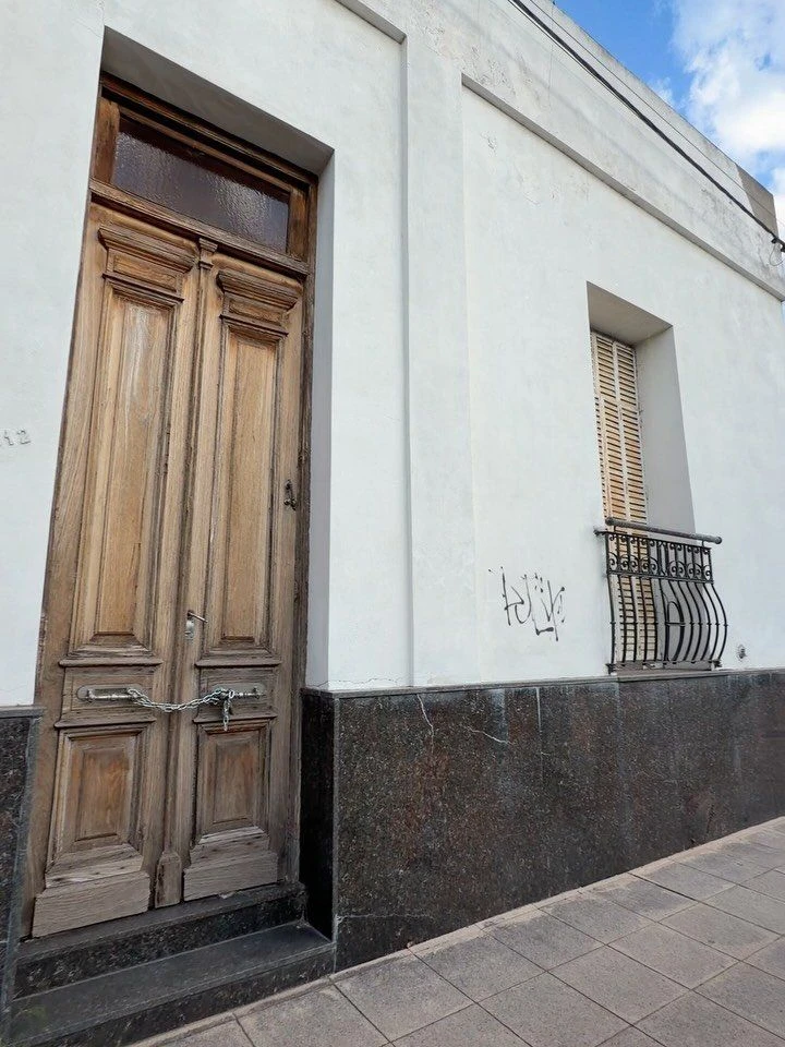 Casa a restaurar en Chacabuco 312